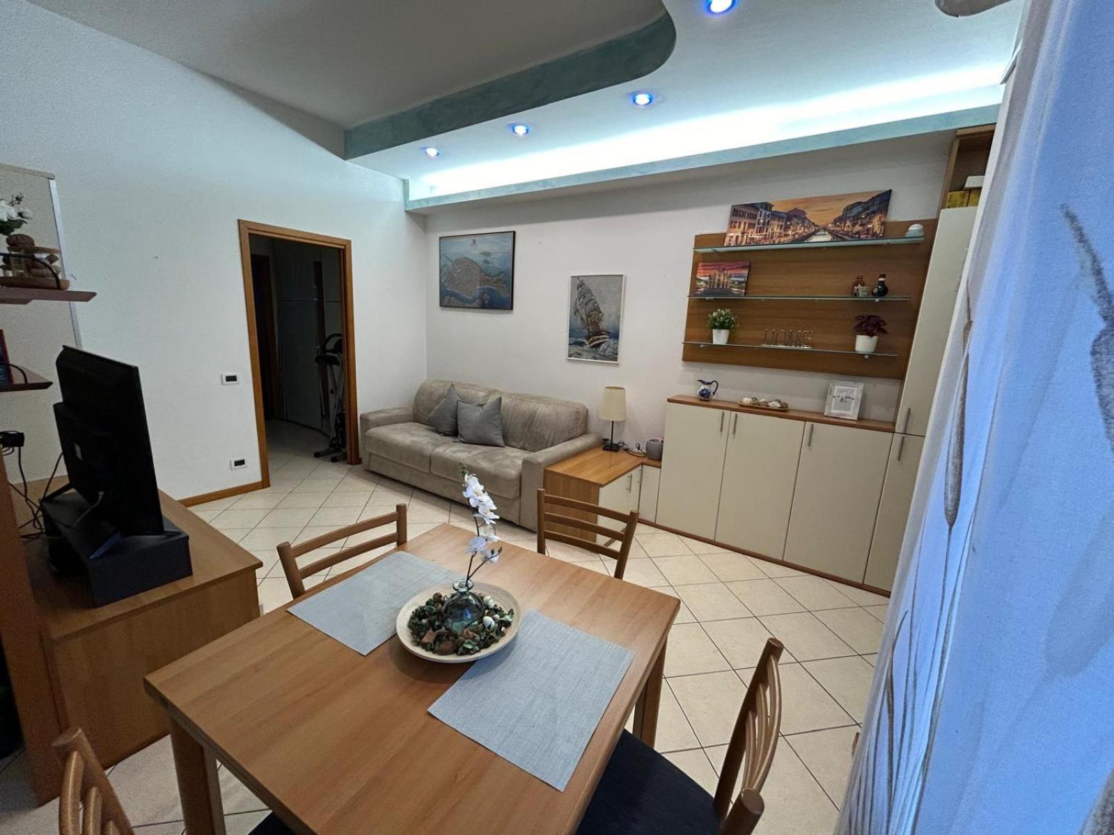 Your Home In Milan - Elegant & Comfortable Stay Luaran gambar