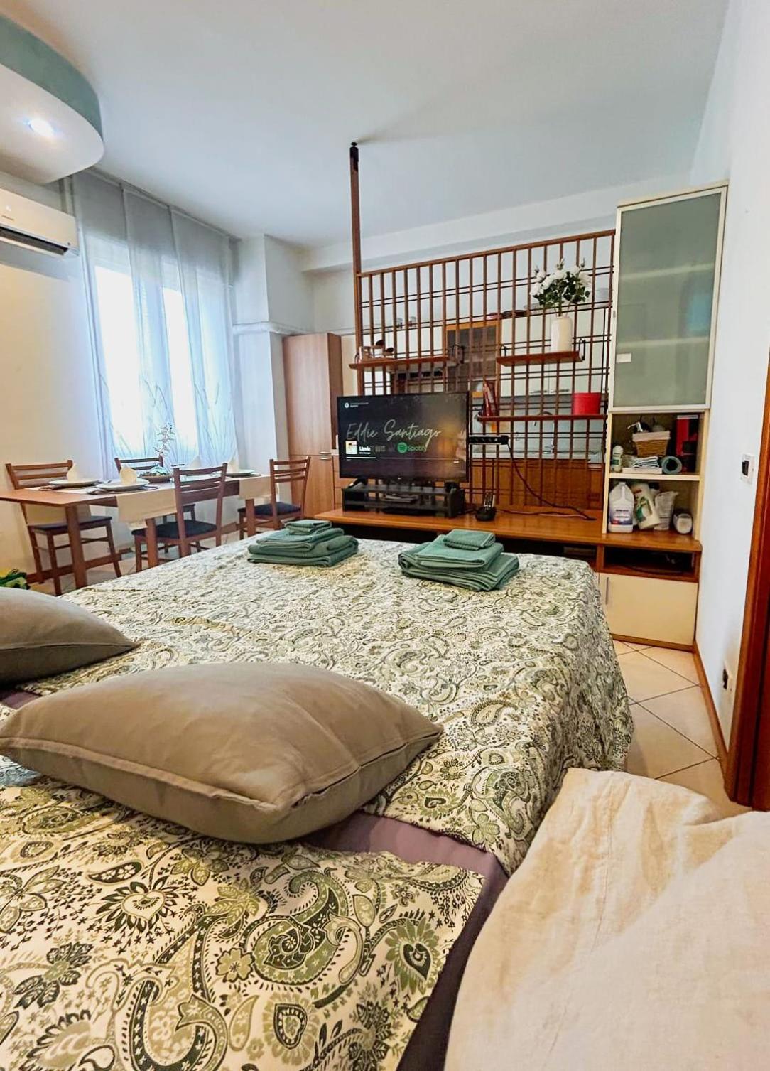 Your Home In Milan - Elegant & Comfortable Stay Luaran gambar