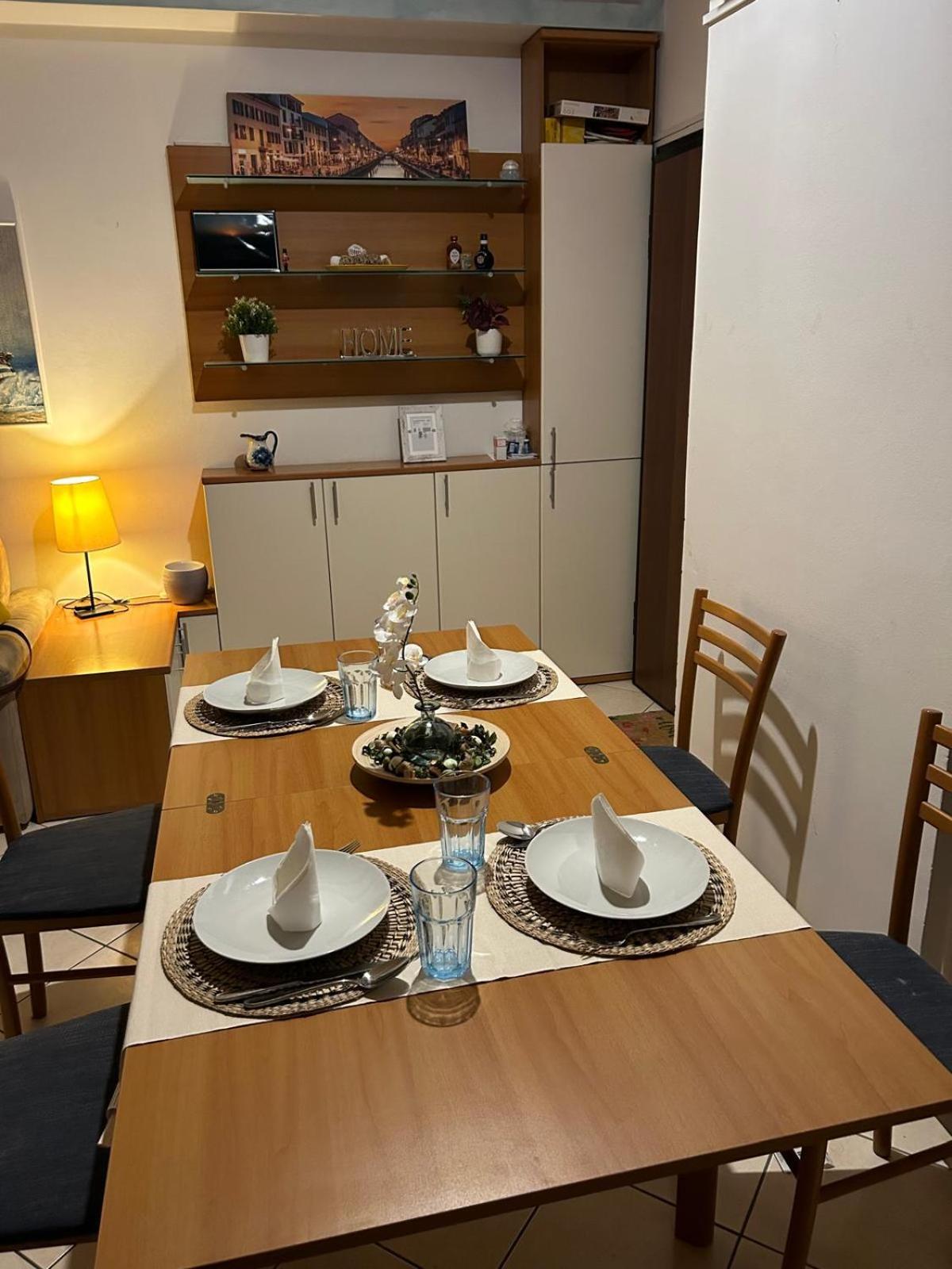 Your Home In Milan - Elegant & Comfortable Stay Luaran gambar